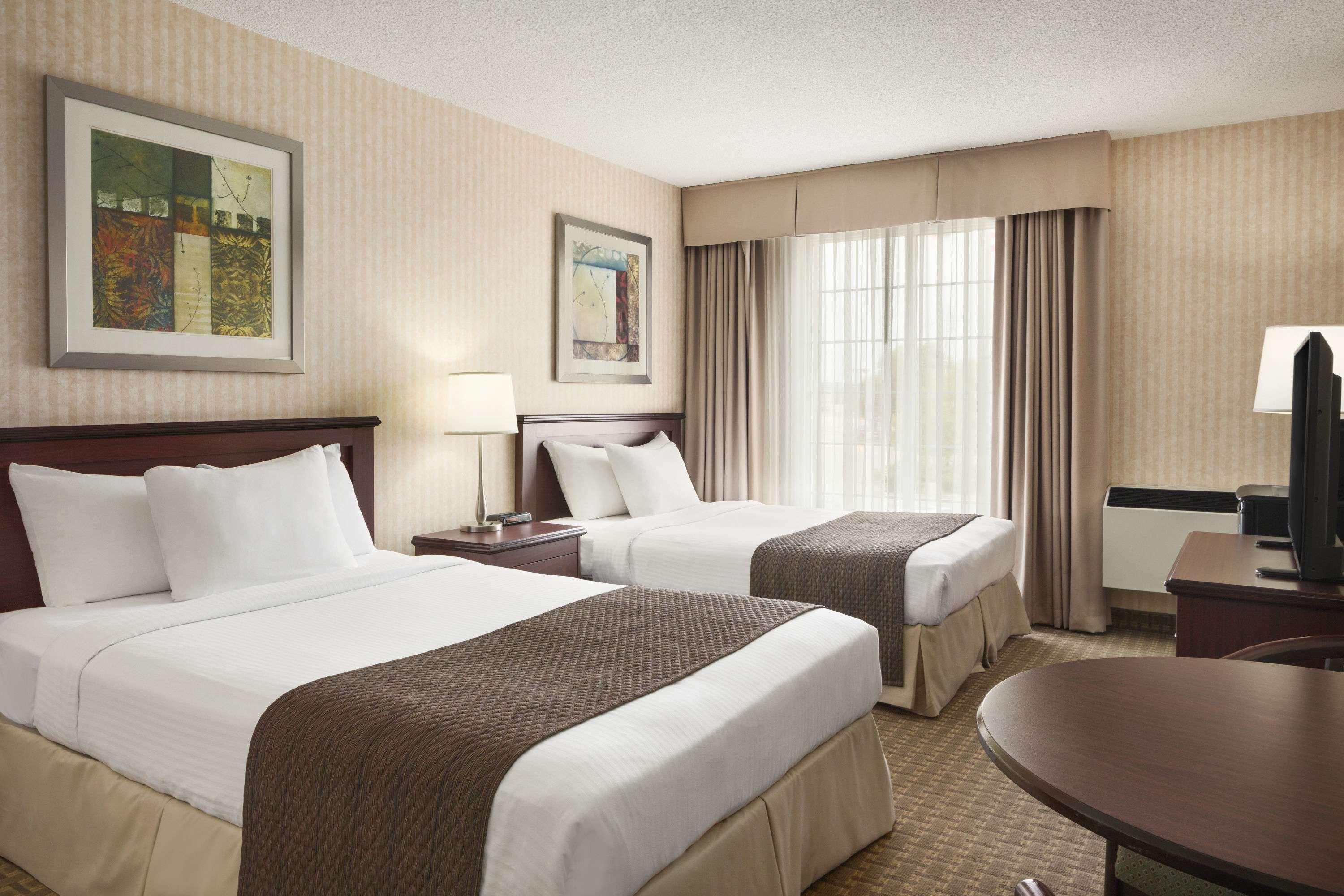Days Inn By Wyndham Brantford Ngoại thất bức ảnh